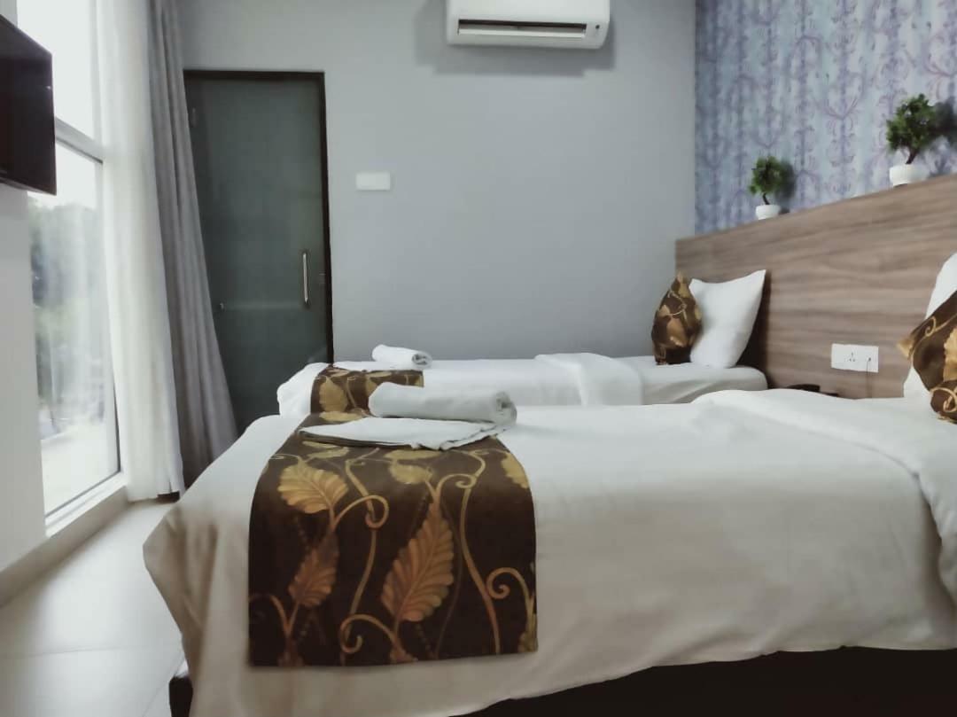 D'Metro Hotel Шах-Алам Экстерьер фото