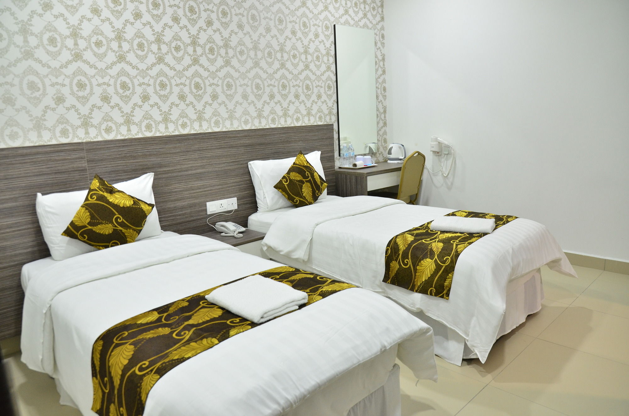 D'Metro Hotel Шах-Алам Экстерьер фото