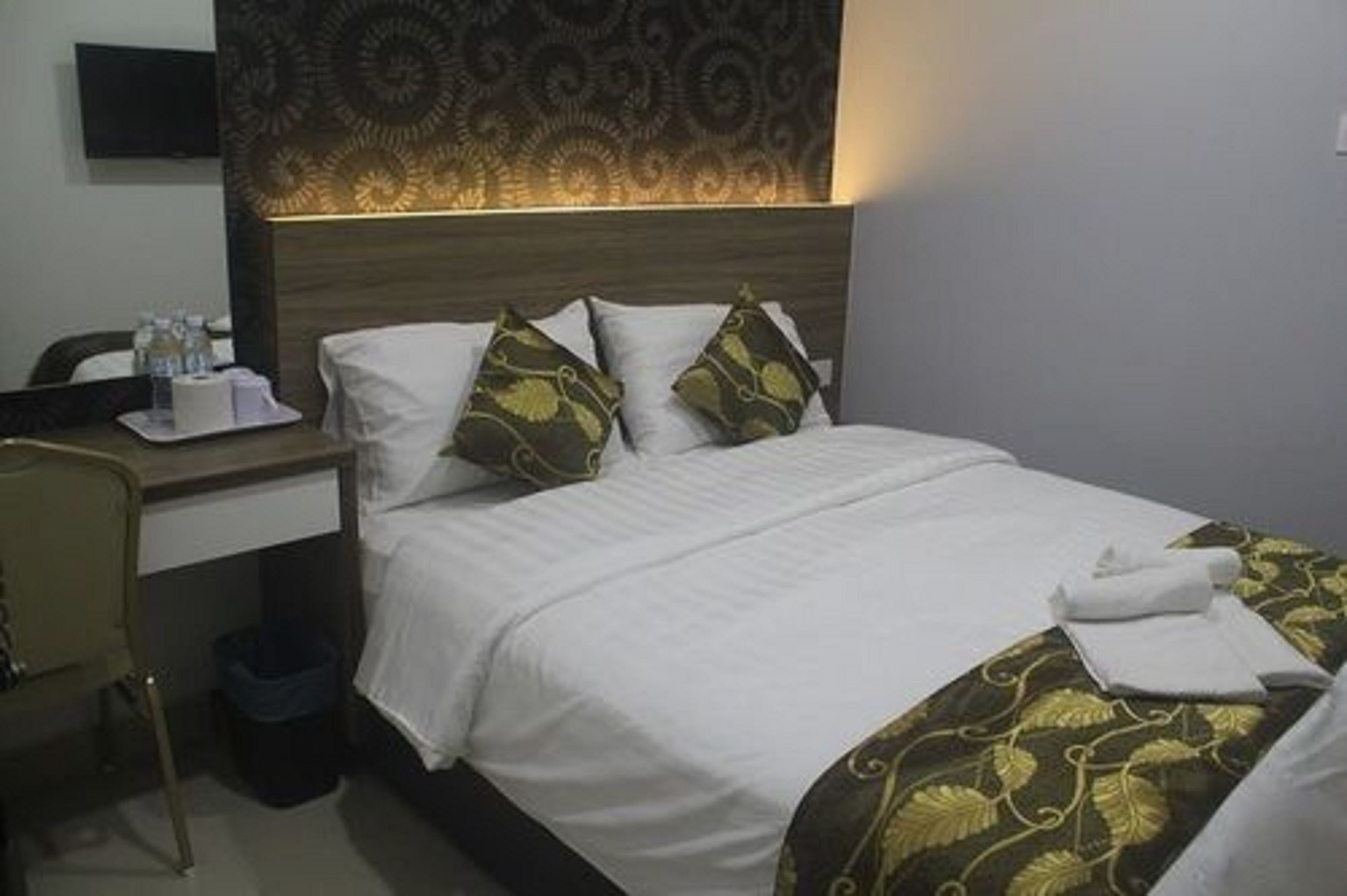 D'Metro Hotel Шах-Алам Экстерьер фото
