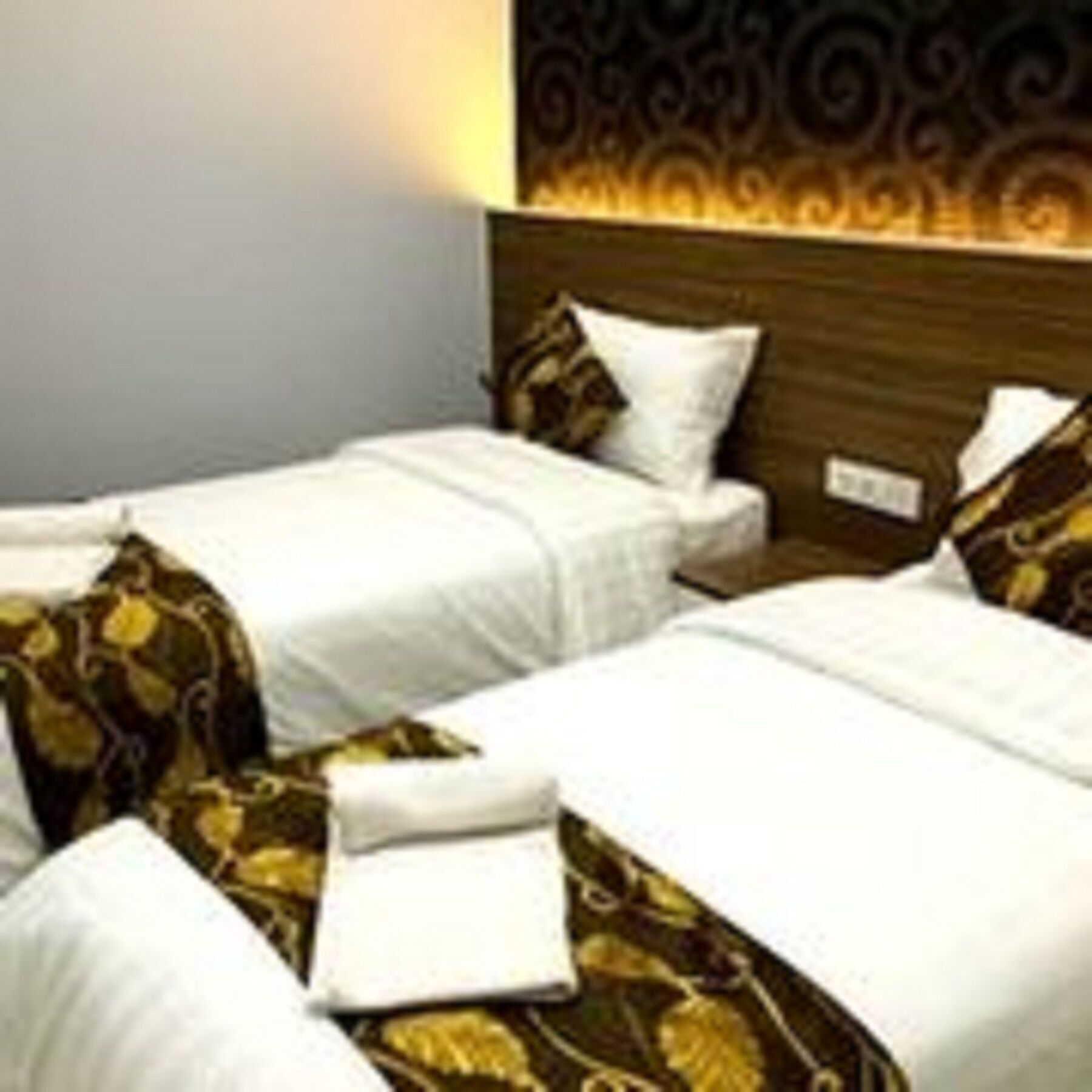 D'Metro Hotel Шах-Алам Экстерьер фото