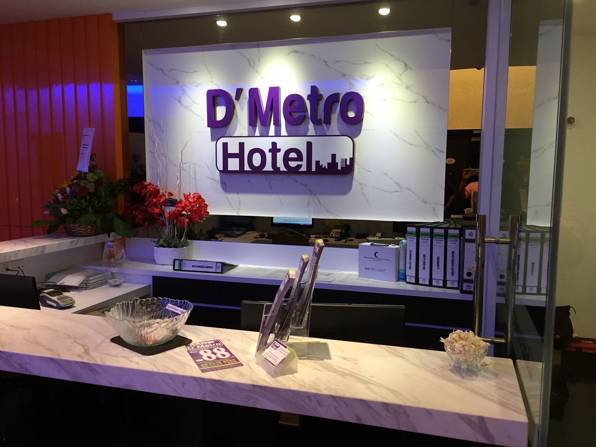 D'Metro Hotel Шах-Алам Экстерьер фото
