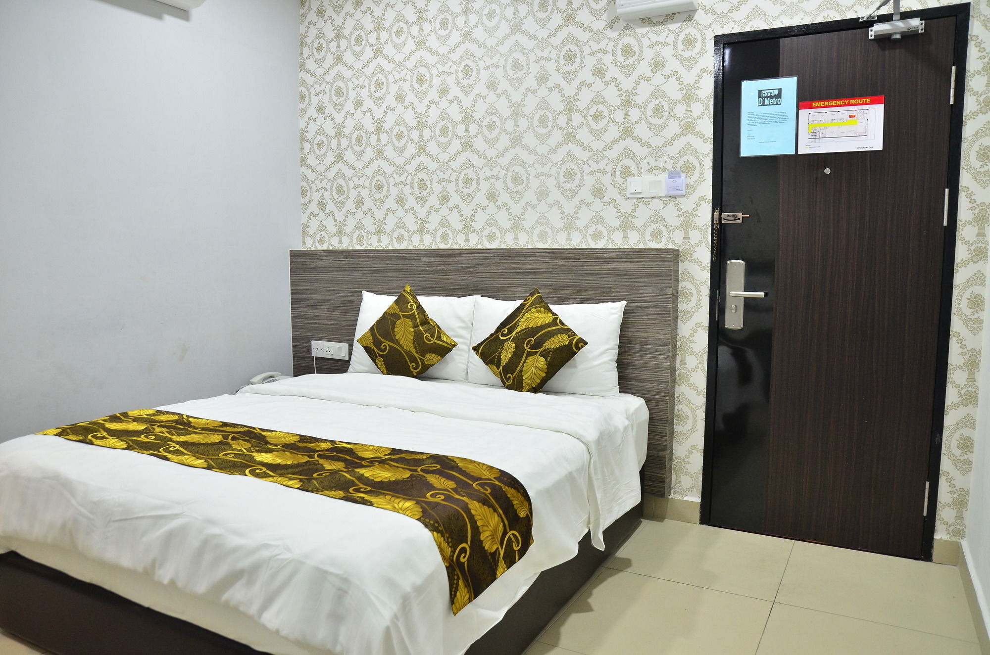 D'Metro Hotel Шах-Алам Экстерьер фото